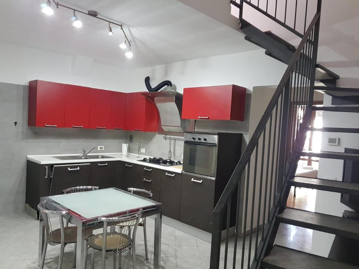 Casa N 2 Con Parcheggio Privato E Colonnina Ricarica Apartamento Livorno Exterior foto
