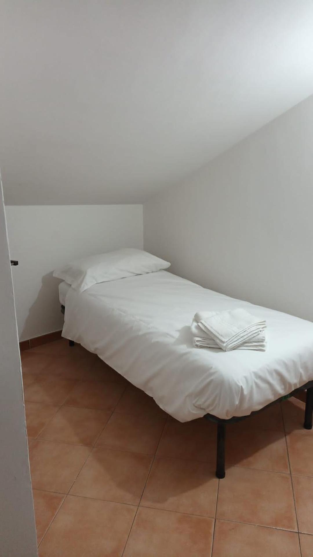 Casa N 2 Con Parcheggio Privato E Colonnina Ricarica Apartamento Livorno Exterior foto